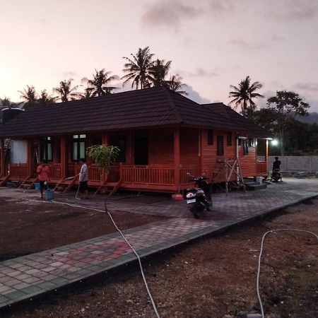 Mandalika Queen Hostel Kuta  Eksteriør bilde