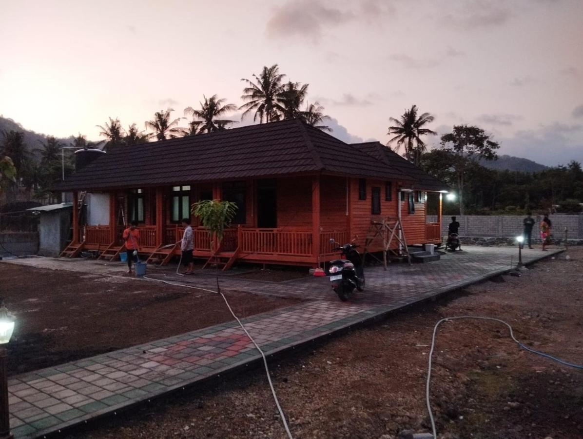 Mandalika Queen Hostel Kuta  Eksteriør bilde